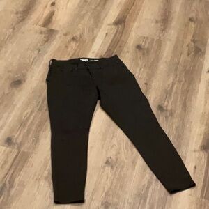 Women’s Black Skinny Jeans